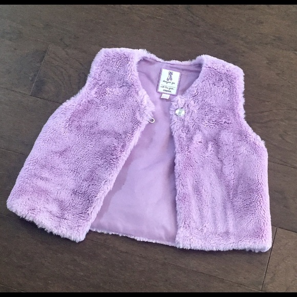 ⭐️4/$30 Gymboree purple Faux Fur Vest - Picture 2 of 4